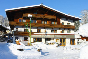 Гостиница Hotel Feichter, Зёлль